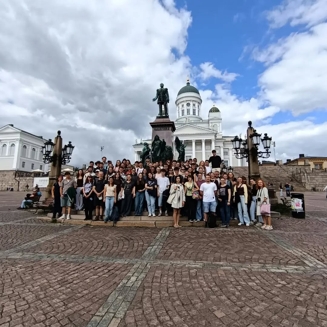 #happyguidehelsinki #guidedwalkhelsinki 💚 #greenactivities #sustainabletravelfinland @thisisfinlandofficial @ourfinland @myhelsinki @helsinki
